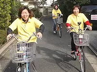 みんなで一緒に自転車でご利用者のお宅へ！