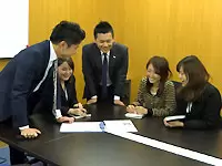 一線で活躍する社員の多くが20～30代の中途入社。中途のハンデはありません。