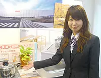 お客様に商品の魅力を明るく元気に伝えて下さい！