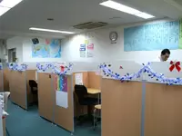 個別に指導するブースだけでなく、自習室に使われるオープンブースもあります。