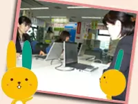 周りにはいつもサポートしあう仲間がいます！未経験の方もご安心ください。
