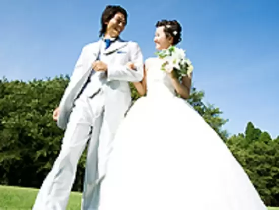 自社製品で新婦のきれいを最大限に引き出すお仕事★幸せ作りのお手伝いができます！