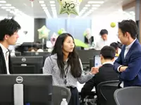 平均年齢は29歳と若く、部署を超えてのコミュニケーションも活発です。