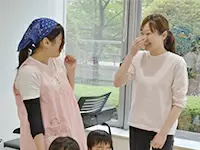 職員同士コミュニケーションをとって、子どもたちをみまもります♪