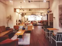 株式会社コンプレックスユニバーサルファニチャーサプライ