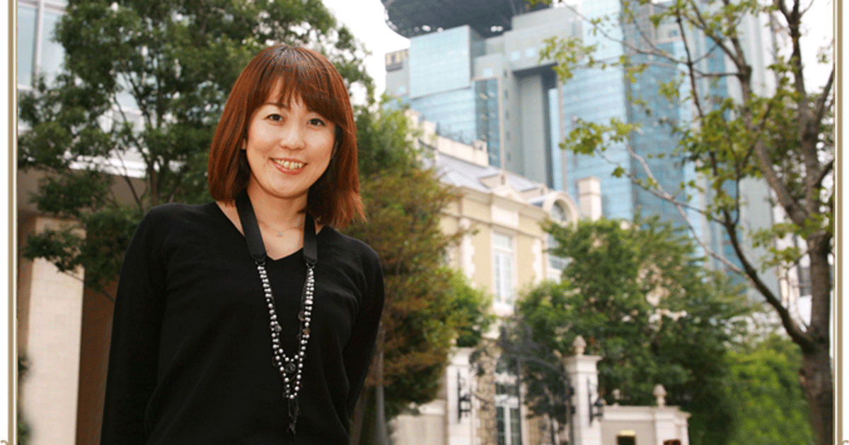 TBSラジオ＆コミュニケーションズ　白井京子さん／用意された原稿なんてない。 現場へ行って、取材して、原稿を書いて、伝える。 全部、私の仕事です　【連載：ワーキングビューティー・アルバム　Vol.2】