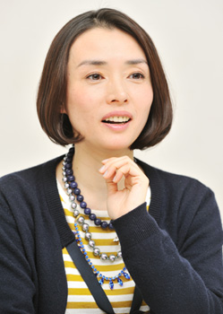 中嶋朋子