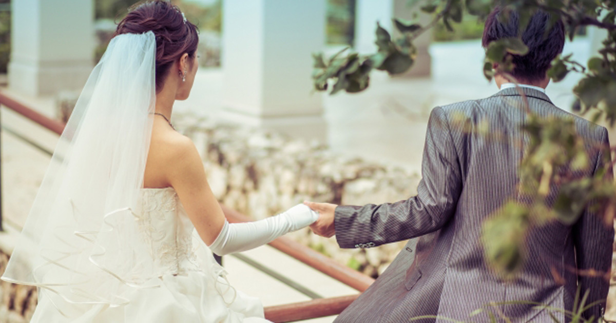 “職場結婚”の社内報告マナーって？ 絶対に破ってはいけないタブーとは