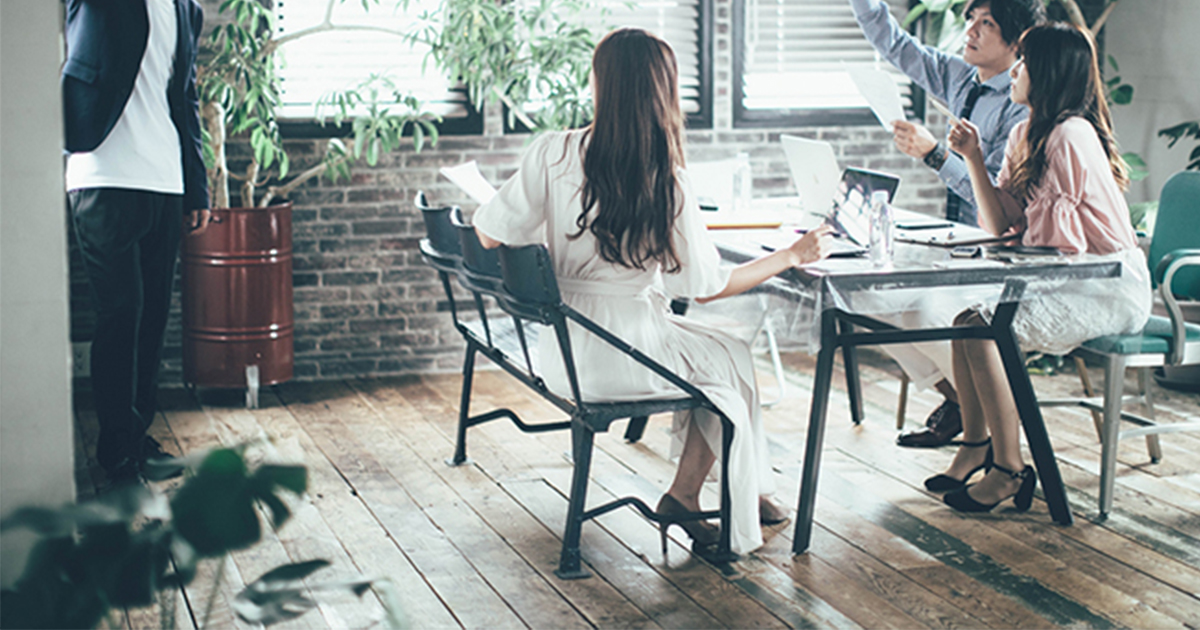 副業でやってきた仕事を本業にしたくなったら？ 副業先の企業に転職するときの注意点