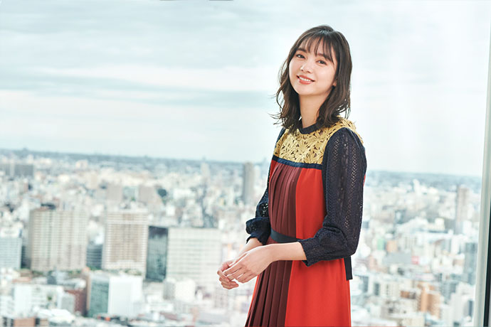 新川優愛