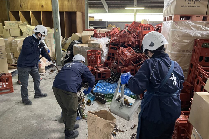 2月になってから、社員全員で倉庫の片付けに着手できた