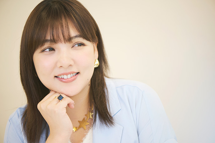 インタビューに答える野呂佳代さん