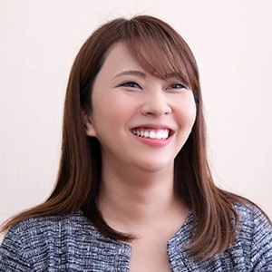 江﨑 麻里奈さん 