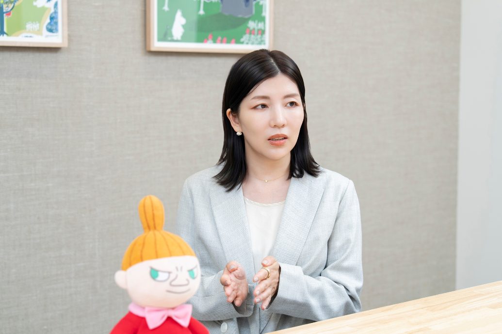 小林佳代子
