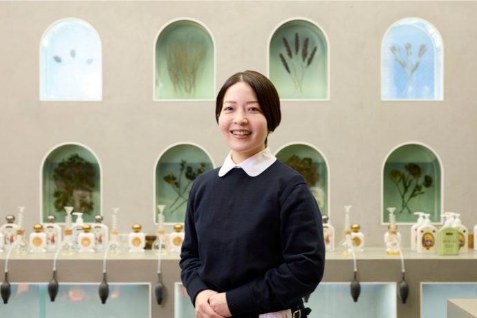 オフィシーヌ・ユニヴェルセル・ビュリー代官山本店 ブティックマネージャー 桐山小百合さん