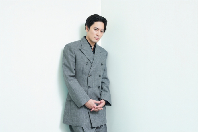 間宮祥太朗さん